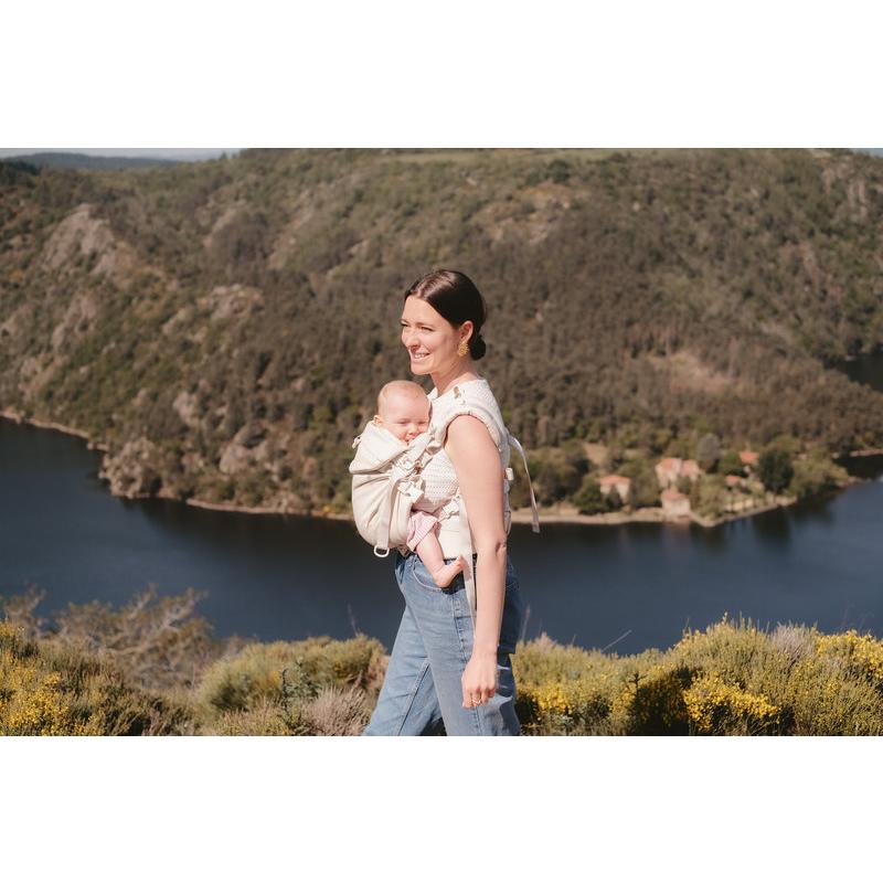 Porte-bébé préformé Néo + V2 Lin Naturel NEOBULLE lifestyle 7