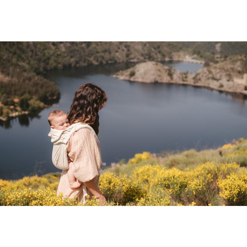 Porte-bébé préformé Néo V3 Lin Naturel NEOBULLE lifestyle 5