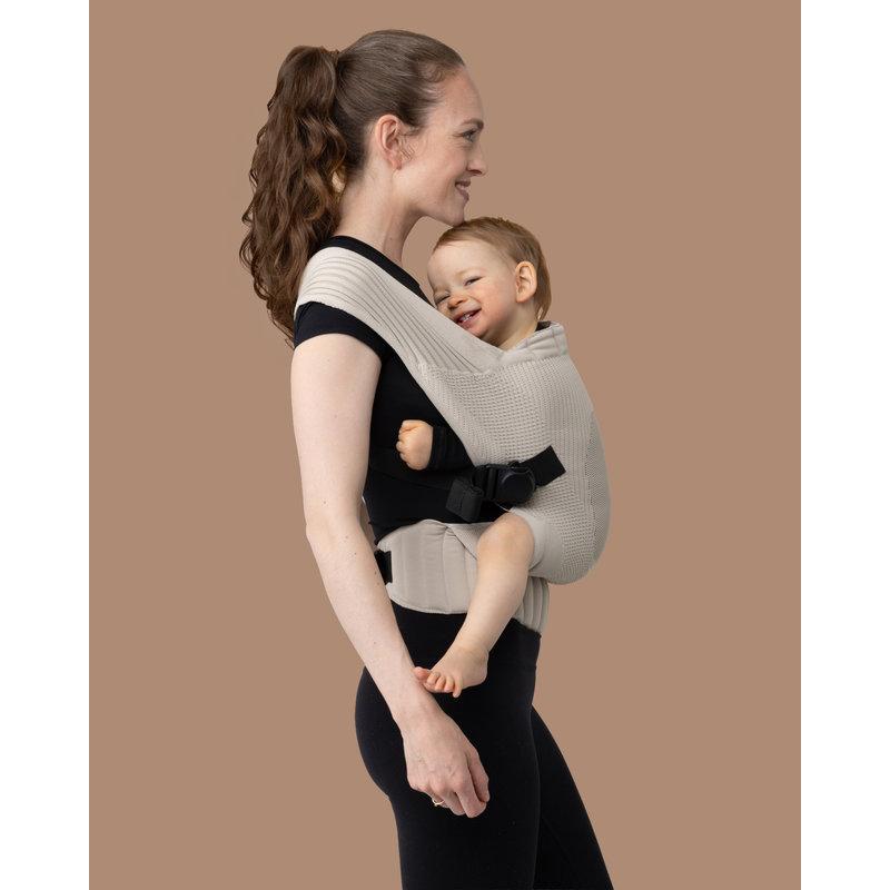 Porte-bébé Toddler Flybaby Crème FLYBABY portage ventre 2