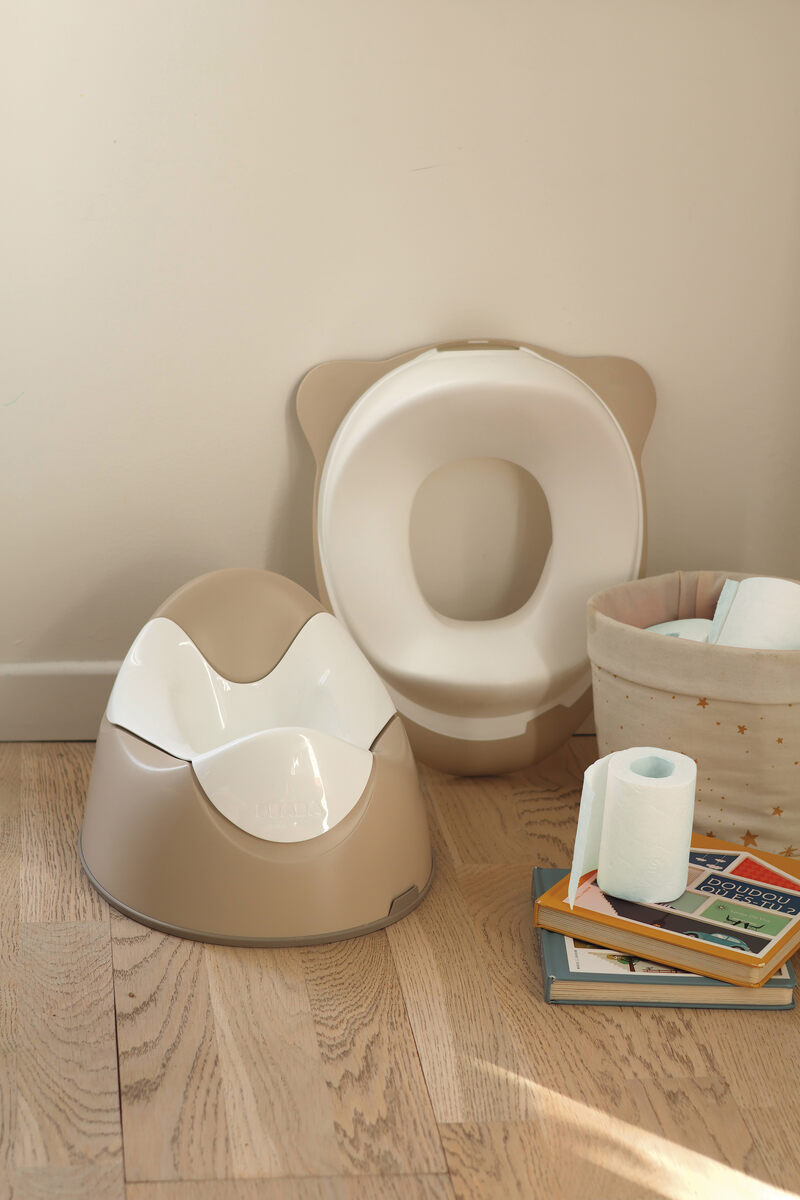 Pot d'apprentissage ergonomique Beaba lifestyle 1