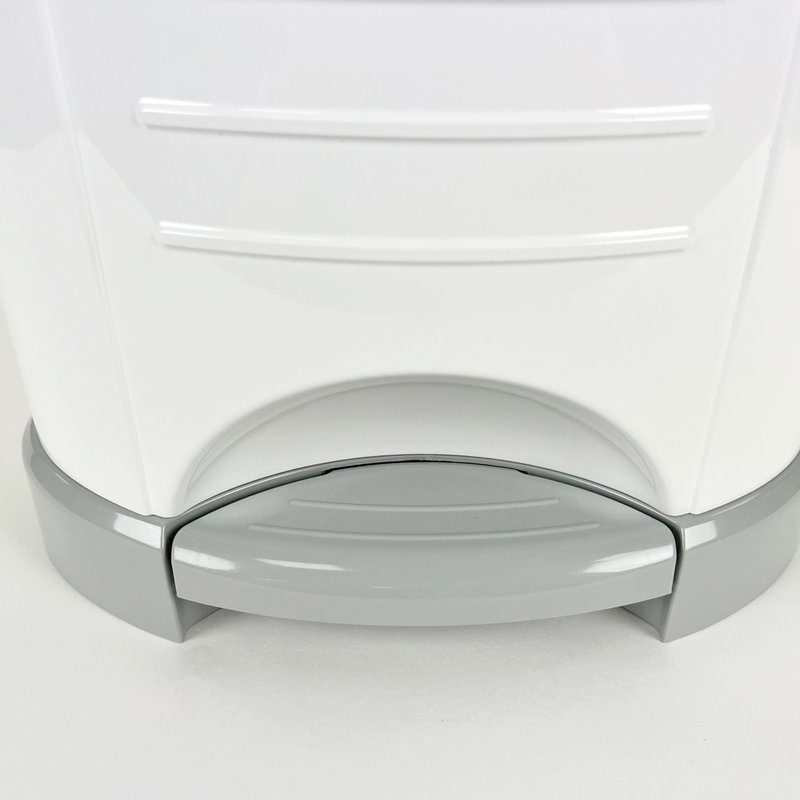 Poubelle à couches CLASSIC 16L + 1 recharge Korbell pédale