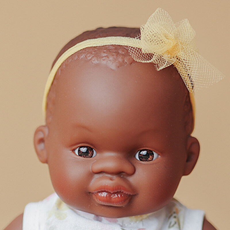Poupée 21 cm fille africaine - robe à fleurs MINILAND lifestyle2