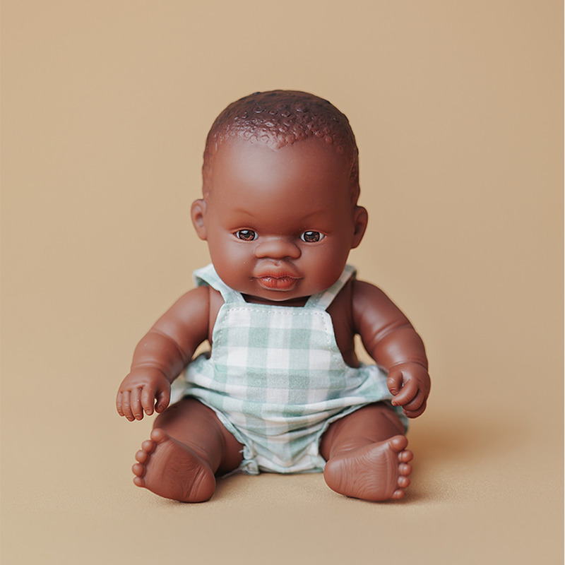 Poupée 21 cm garçon africain - barboteuse à carreaux verts MINILAND lifestyle