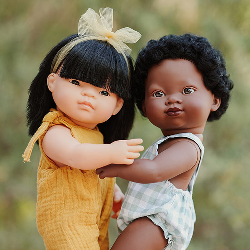 Poupée 38 cm asiatique - barboteuse moutarde MINILAND lifestyle3