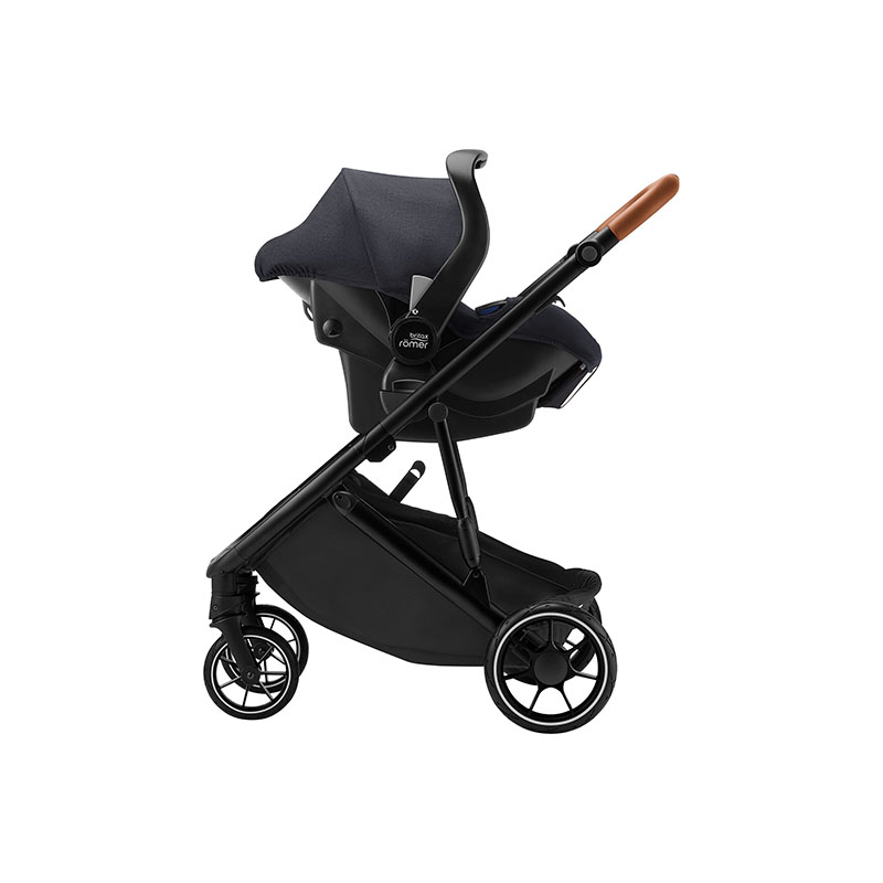 Poussette citadine Strider M Britax siège-auto