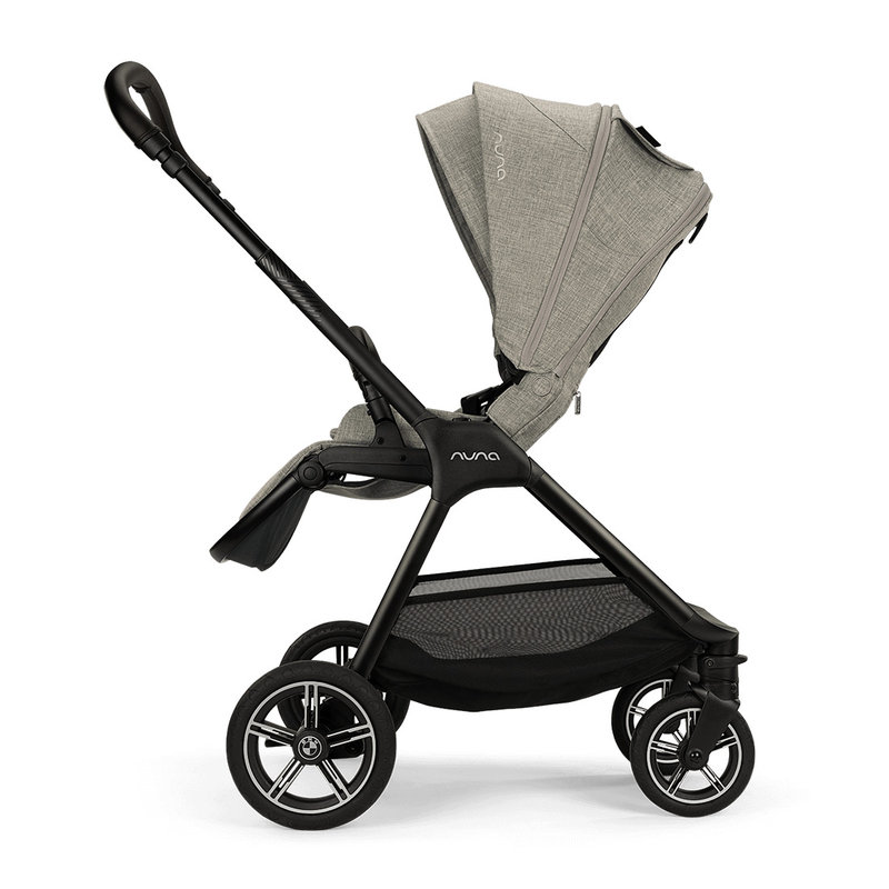 Poussette citadine TRIV Next Nuna x BMW Nuna profil 4