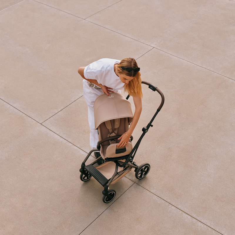 Poussette Compacte Eezy S Twist+2 2026 Cybex lifestyle 1