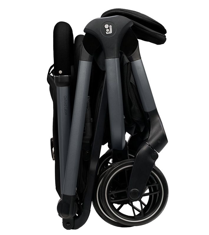Poussette Oxford Cabin Onyx Black Maxi Cosi pliée