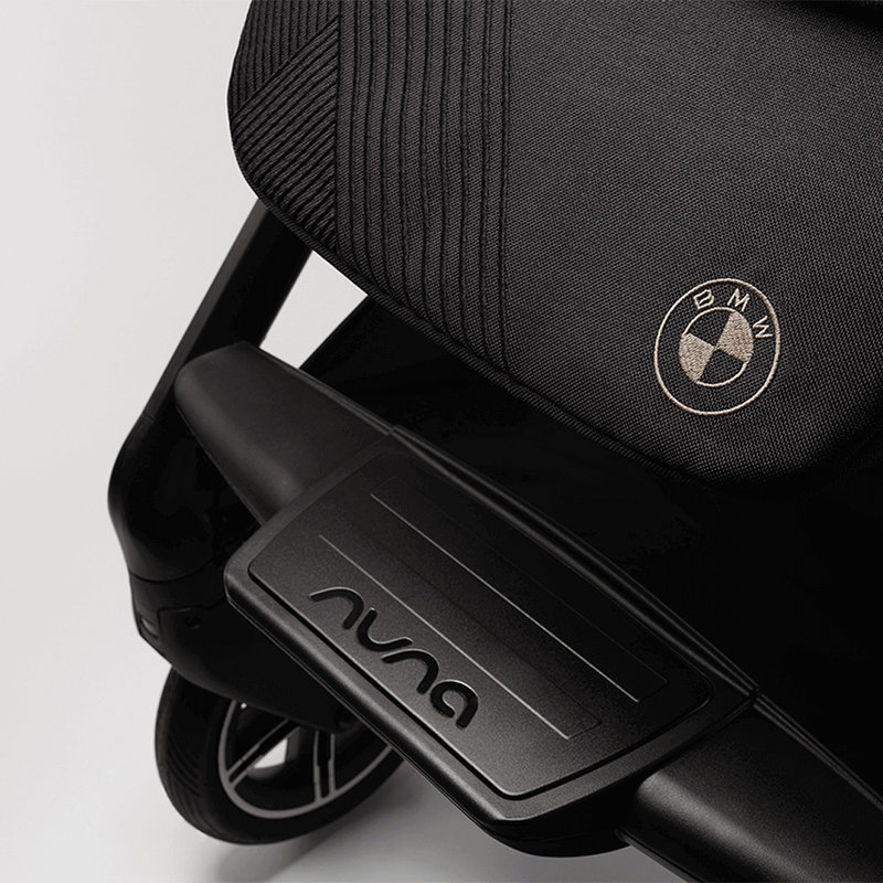 Poussette polyvalente Mixx Next Nuna x BMW Nuna zoom