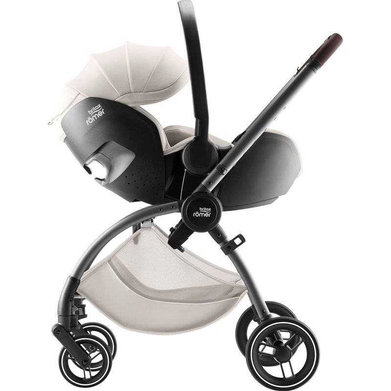 Poussette Rio Britax Romer profil sur poussette 1