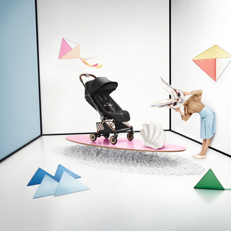 Poussette ultra-compacte Coya Confort 2026 Cybex lifestyle