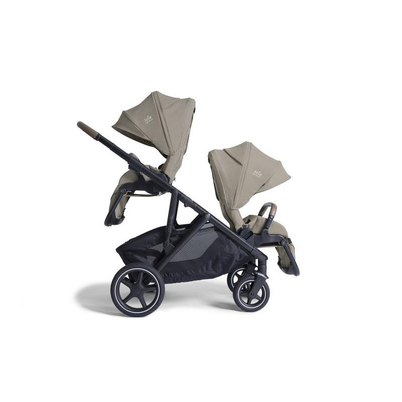 Poussette Versiti Sandstone JOIE côté 2 sièges