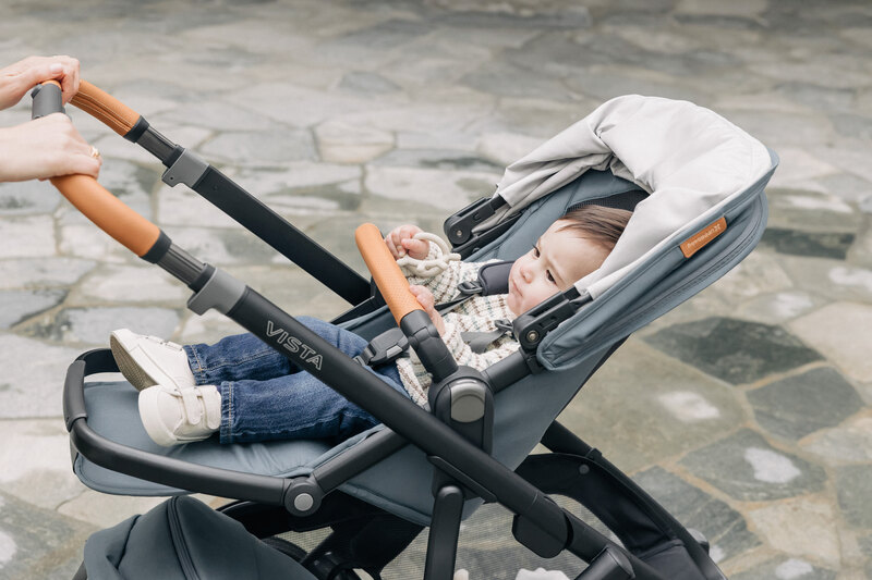 Poussette Vista V3 avec nacelle Uppababy lifestyle