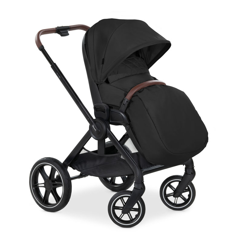 Poussette Walk N Care Black poussette pliable Hauck - Bambinou