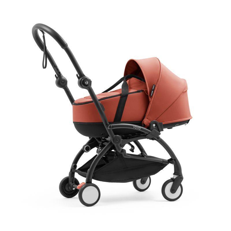 Poussette YOYO 5 avec nacelle et pack couleur 6+ STOKKE nacelle sur chassis