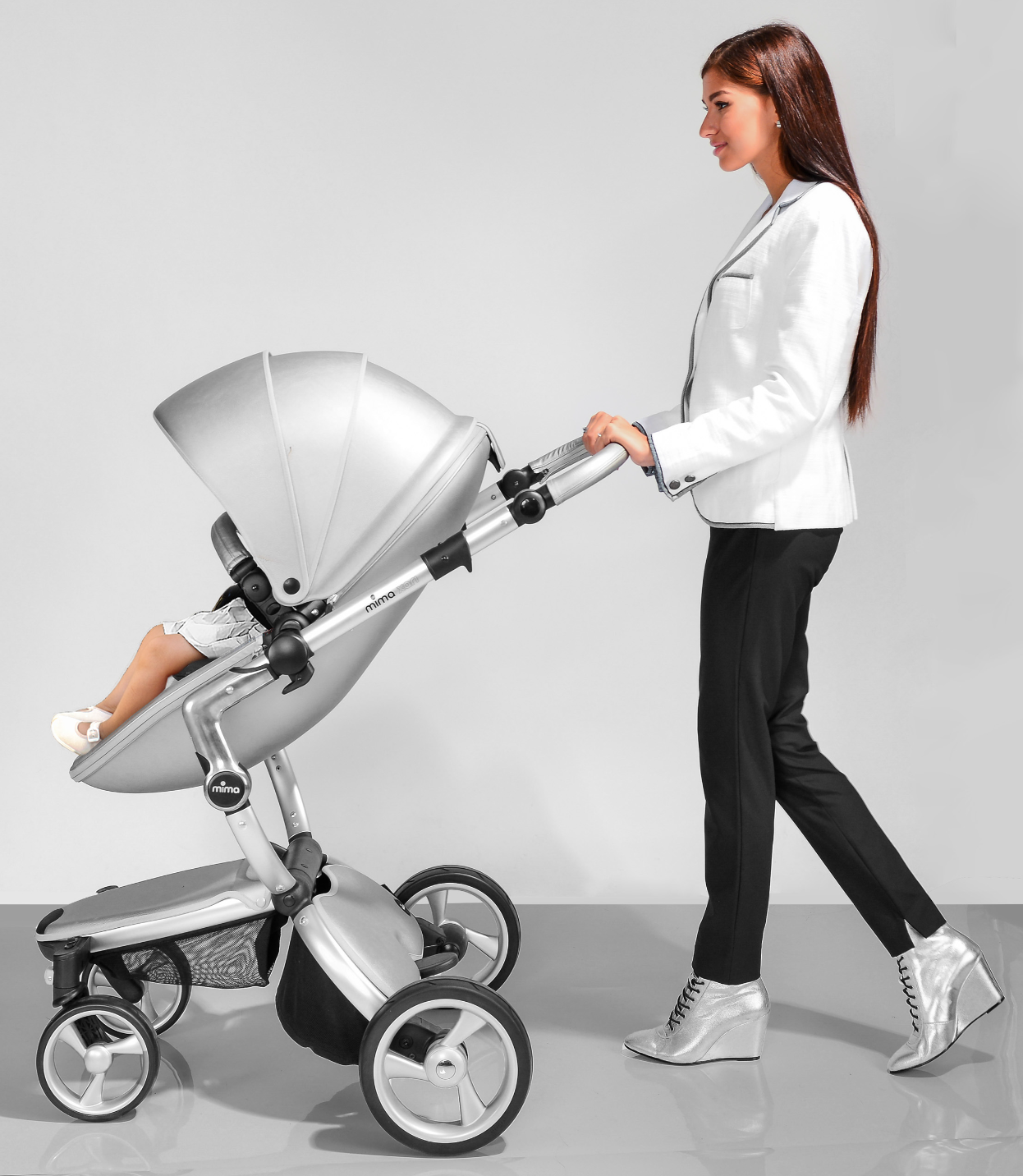 poussette cuir camel