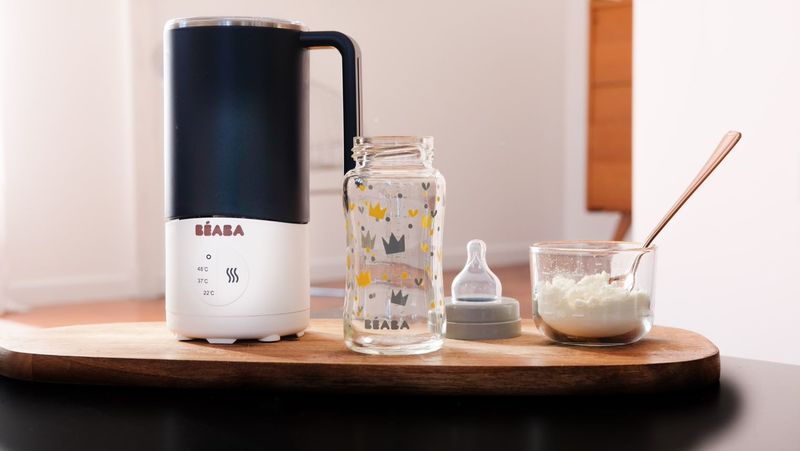 Préparateur de biberon et de boissons Milk Prep Night Blue Béaba mbiance