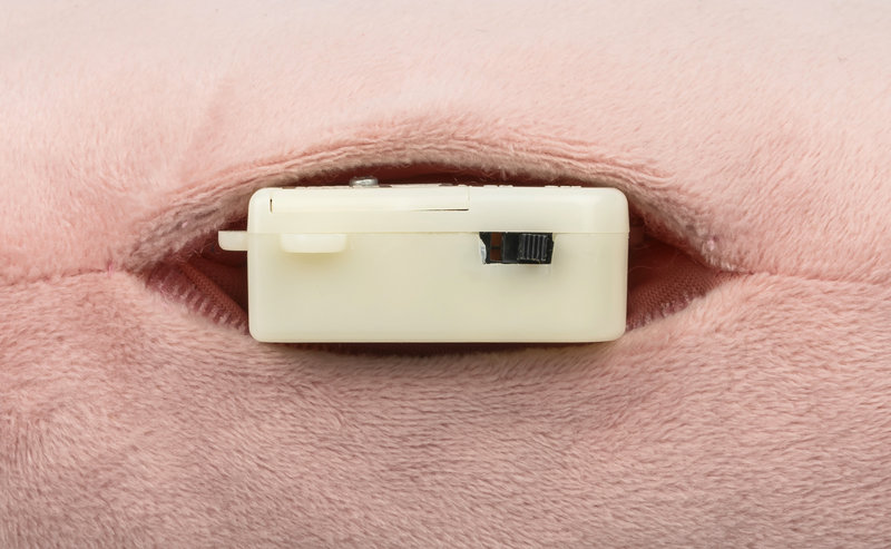 Radio en peluche sonore Jeanne Lilliputiens produit on/off