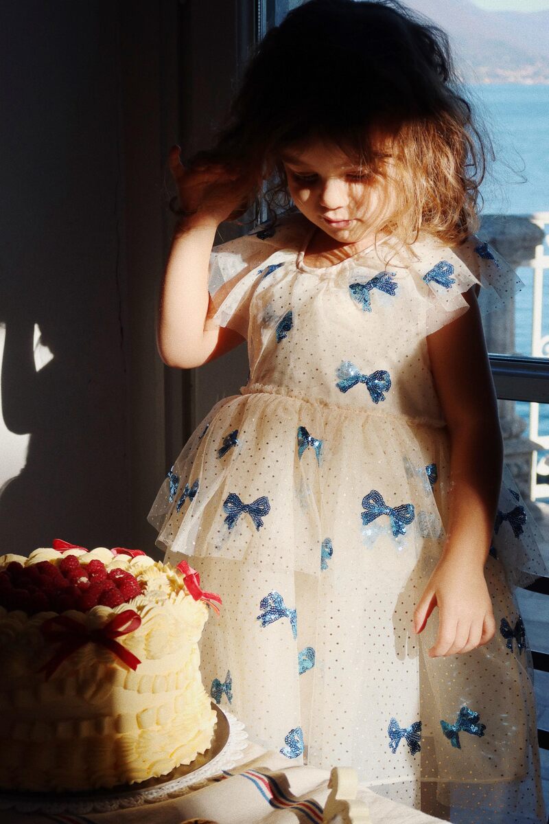 Robe de princesse Yvonne Noeud Bleu Konges Slojd lifestyle 2