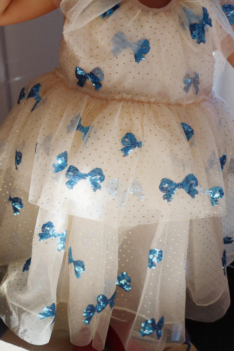 Robe de princesse Yvonne Noeud Bleu Konges Slojd lifestyle 4