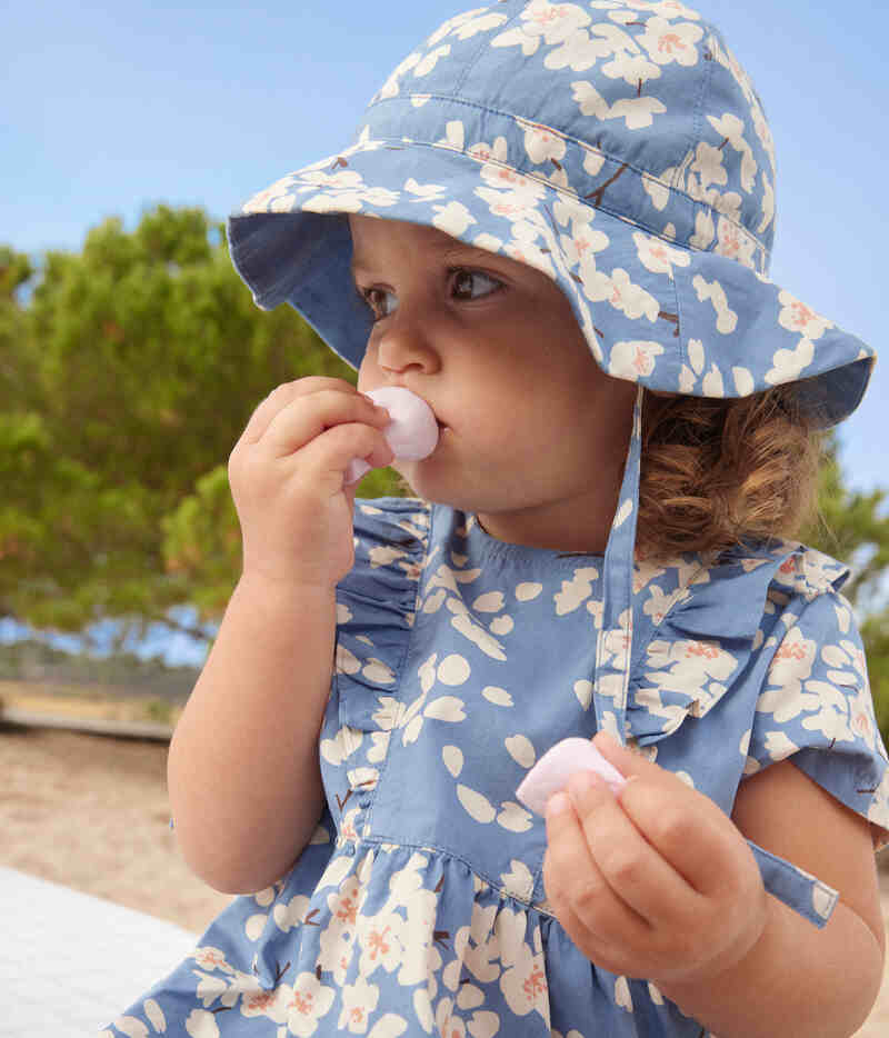 Robe manches courtes et bloomer en popeline bébé Beach Multicolor Petit Bateau lifestyle