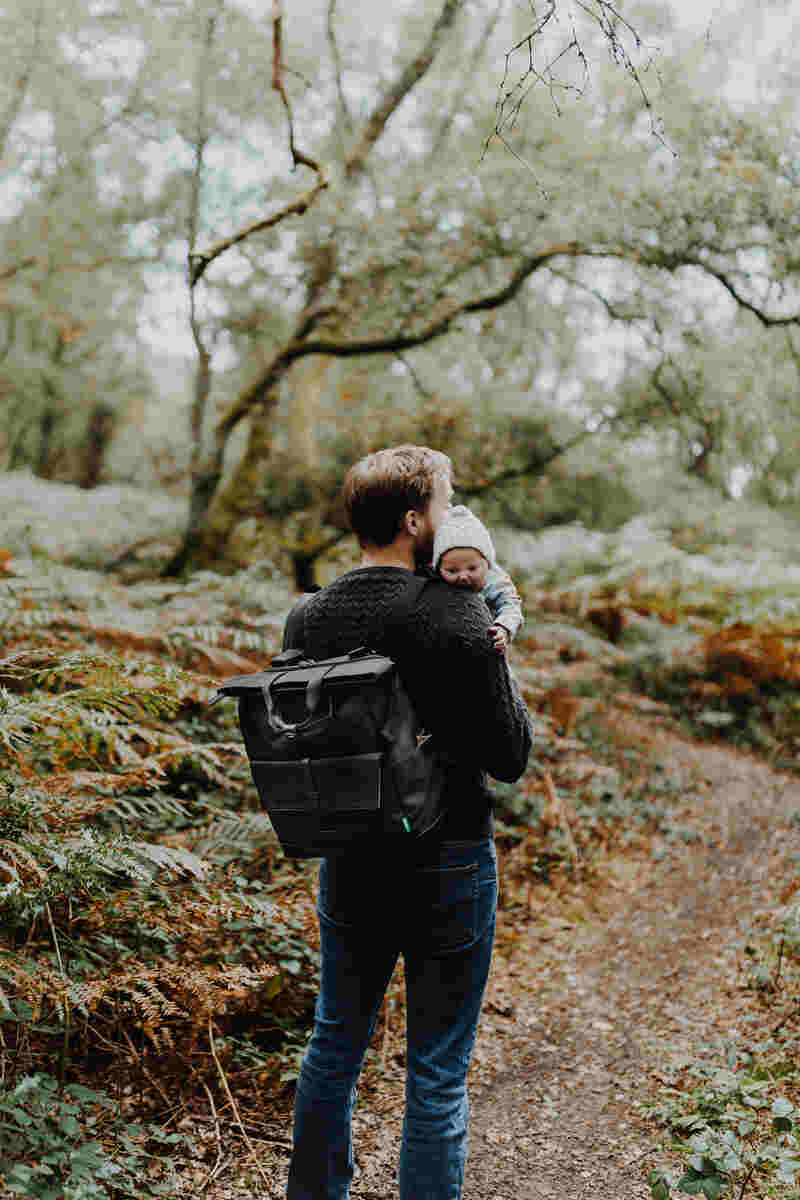 Sac à dos à langer Quinn Eco Quilt Noir Babymel lifestyle 7