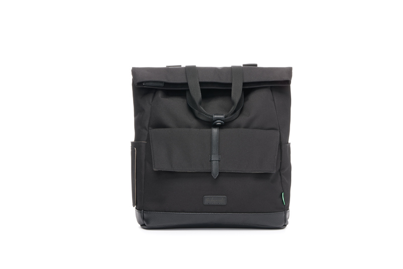 Sac à dos à langer Quinn Eco Quilt Noir Babymel repliee