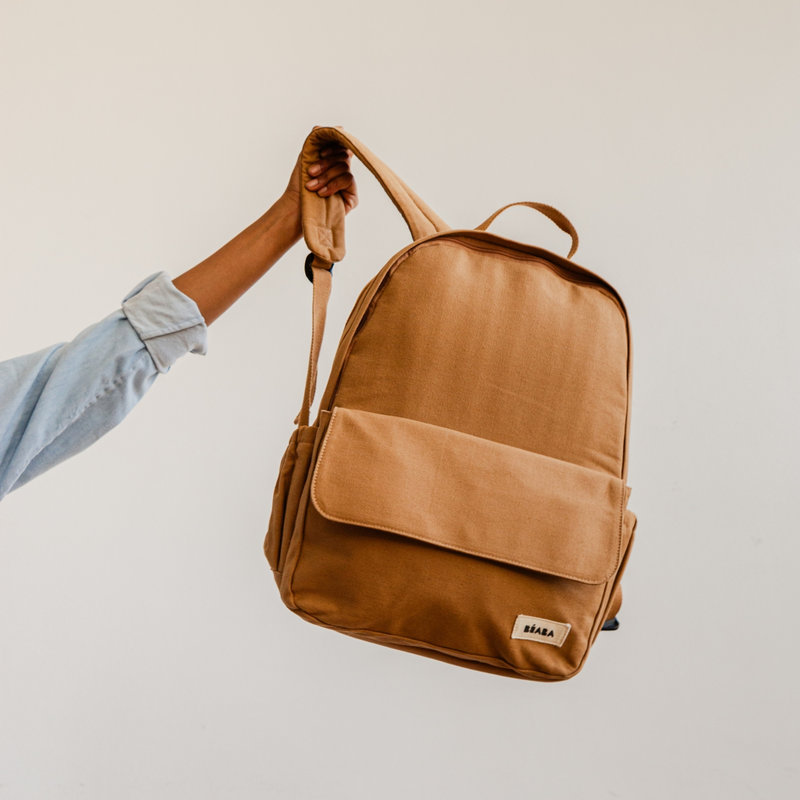 Sac à Dos à Langer Tokyo Ocre Béaba lifestyle 1