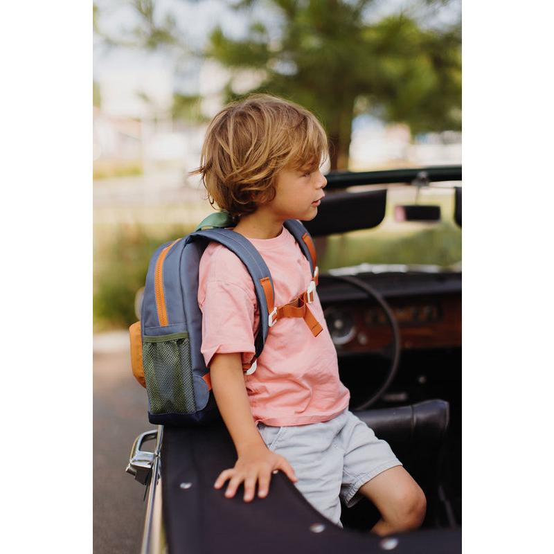 Sac à dos Minimaliste Mini Marine 2-5 ans HELLO HOSSY lifestyle 1