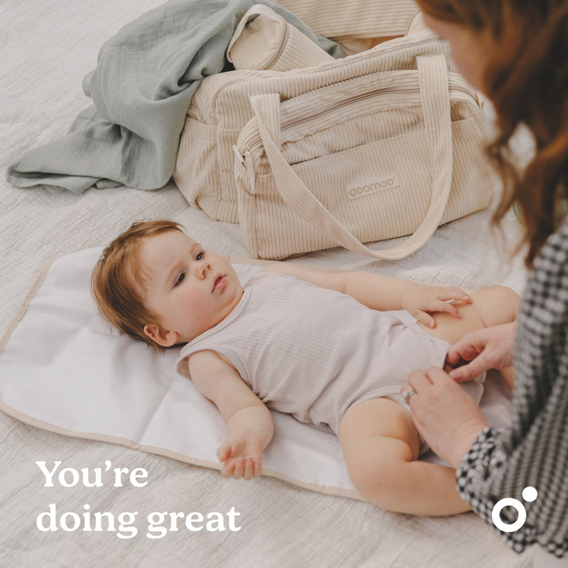 Sac à langer Fluffy Corduroy Beige Babymoov lifestyle 2