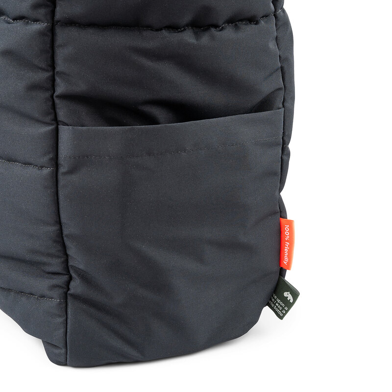 Sac à langer fourre-tout matelassé Noir Done By Deer zoom