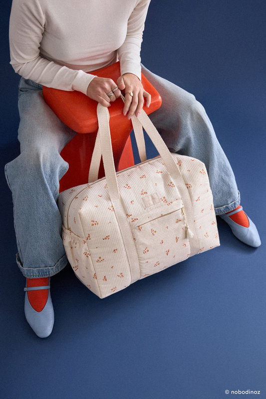Sac à langer imperméable Opera Yellow lily Nobodinoz lifestyle