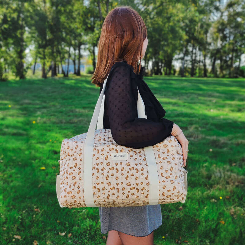 Sac à langer Leopard Candide lifestyle