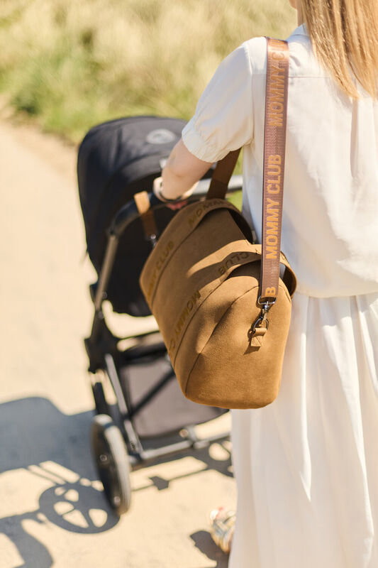 Sac à langer Mommy Club Signature Prestige Noisette Childhome lifestyle 3