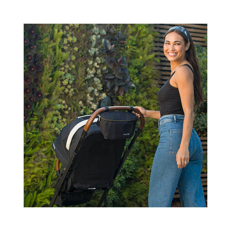 Sac pour poussette Nuna Sling bag Nuna ambiance