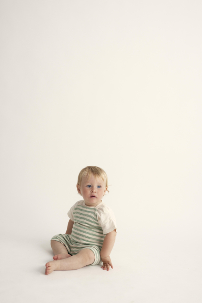 Salopette rayée en crêpe coton bio Grass Green COZMO lifestyle3