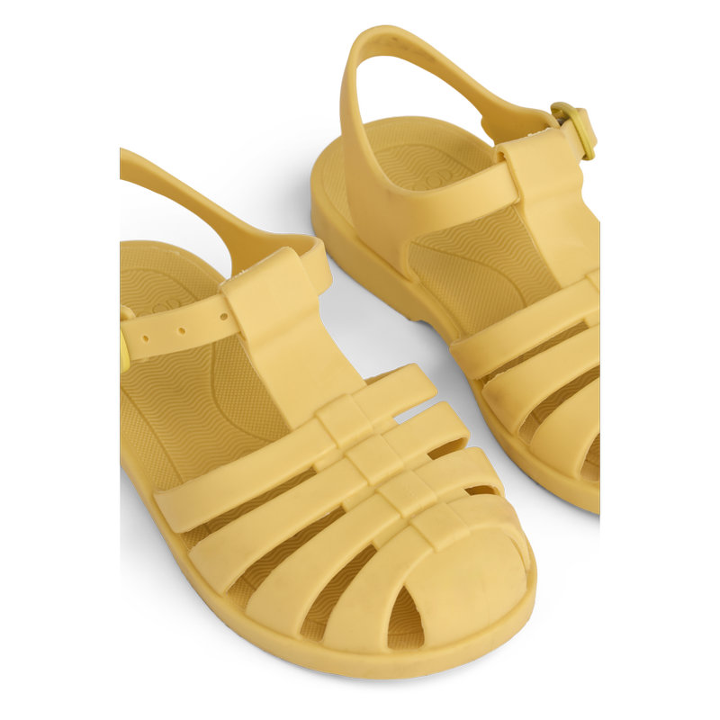 Sandales de plage Bre unies Lemon yellow Taille 23 Liewood zoom 1