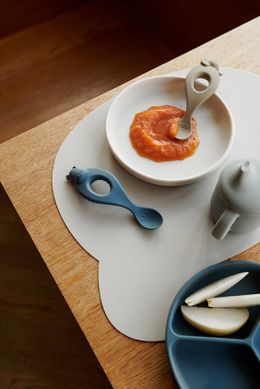 Set de Table Aura Ours Sandy Liewood lifestyle couvert bleu 