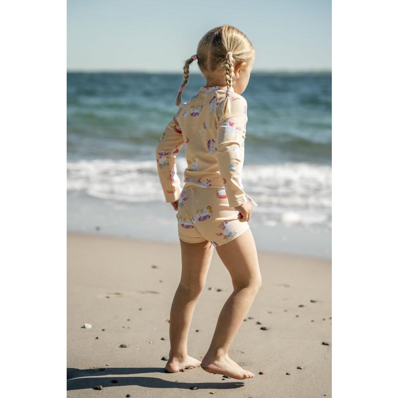 Short de bain 1-2 ans Orla La plage des licornes FILIBABBA lifestyle 3