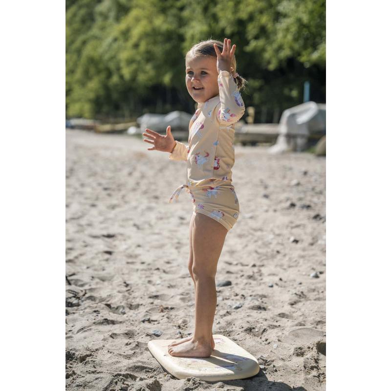 Short de bain 1-2 ans Orla La plage des licornes FILIBABBA lifestyle 4