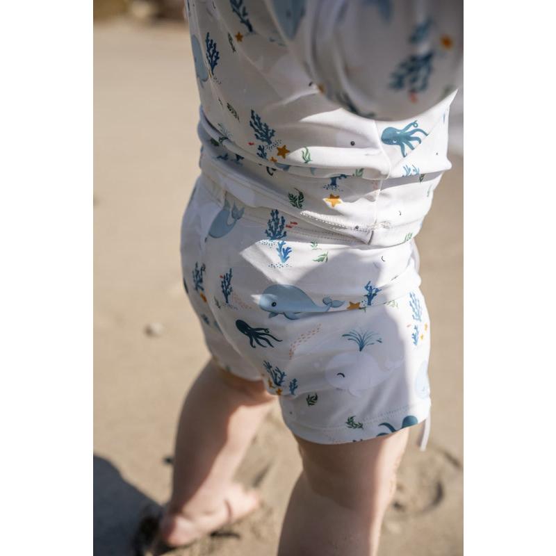 Short de bain 1-2 ans Orla Les contes de Christian la Baleine FILIBABBA lifestyle 1