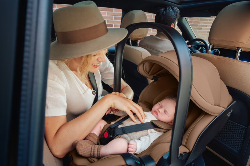 Siège-auto Baby-Safe Pro i-Size groupe 0+ Lux Britax Romer lifestyle 7