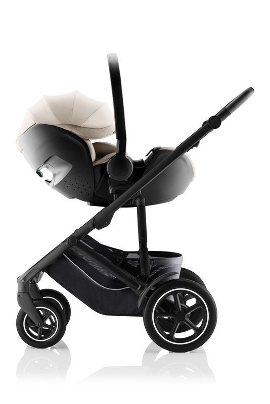 Siège-auto Baby-Safe Pro i-Size groupe 0+ Style Britax allongé sur poussette