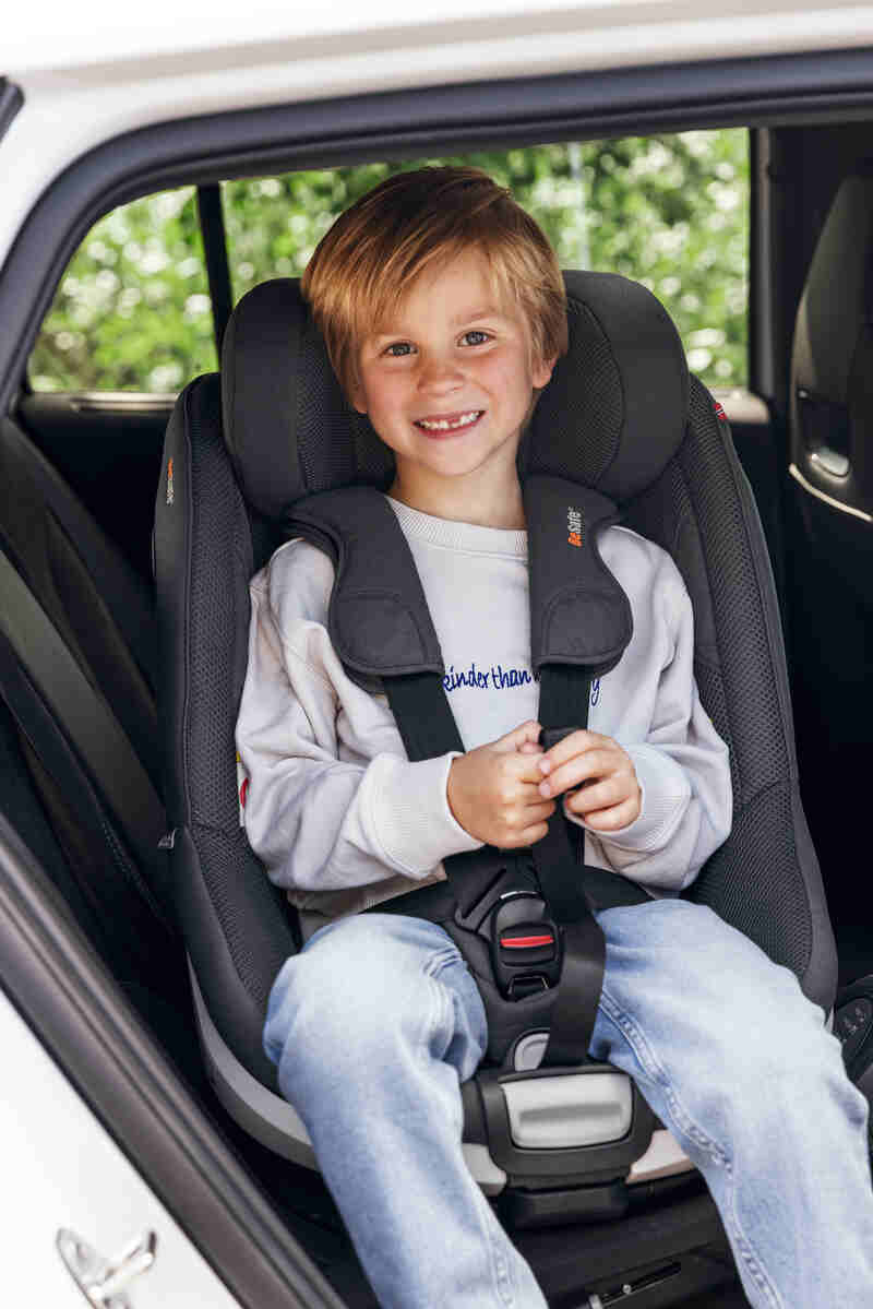 Siège-auto Beyond i-Size groupe 0+/1/2 et Base isofix Beyond BeSafe lifestyle 3