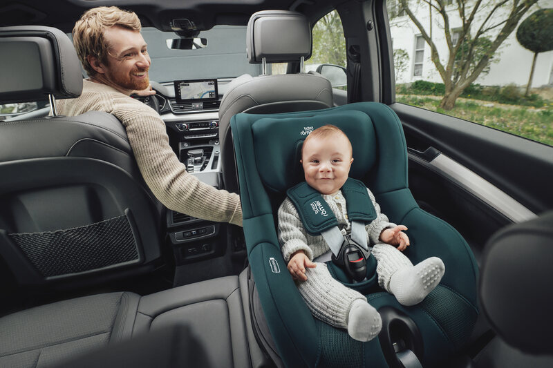 Siège-auto Dualfix Pro i-Size groupe 0/1 Style Britax lifestyle3
