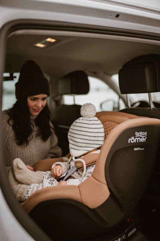 Siège-auto Dualfix Pro M i-Size groupe 0+/1 Lux Britax lifestyle 6