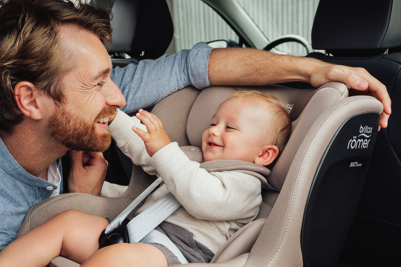 Siège-auto Dualfix Pro M i-Size groupe 0+/1 Style Britax pivot lifestyle 3