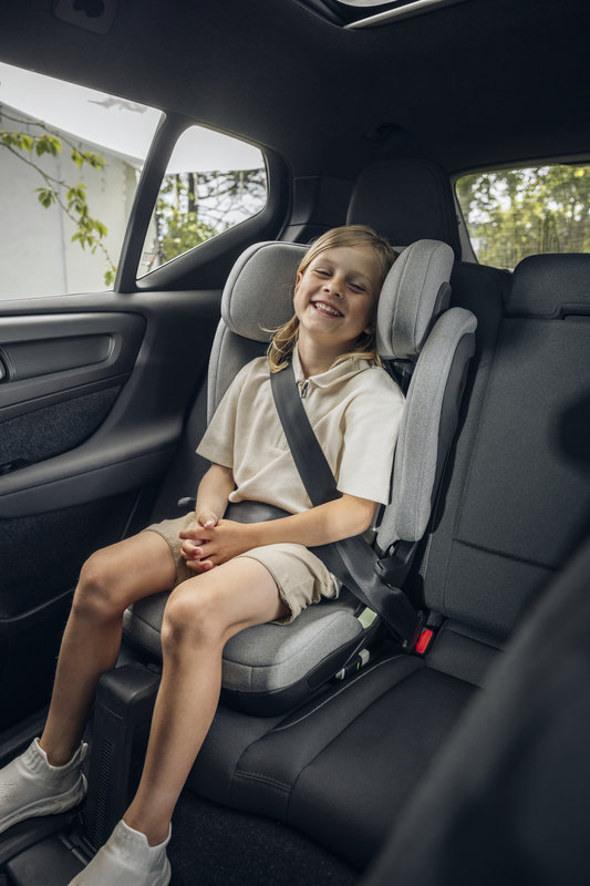 Siège auto i-Size Thule Palm THULE lifestyle 1