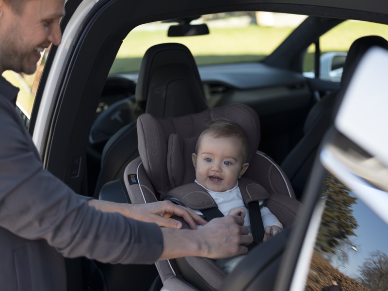 Siège-auto iZi Twist B i-Size pivotant groupe 0/1 Mélange Besafe dos route enfant