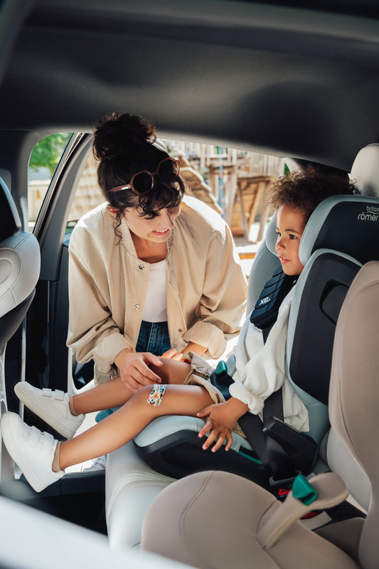 Siège-auto Kidfix Pro i-Size groupe 2/3 Britax lifestyle 
